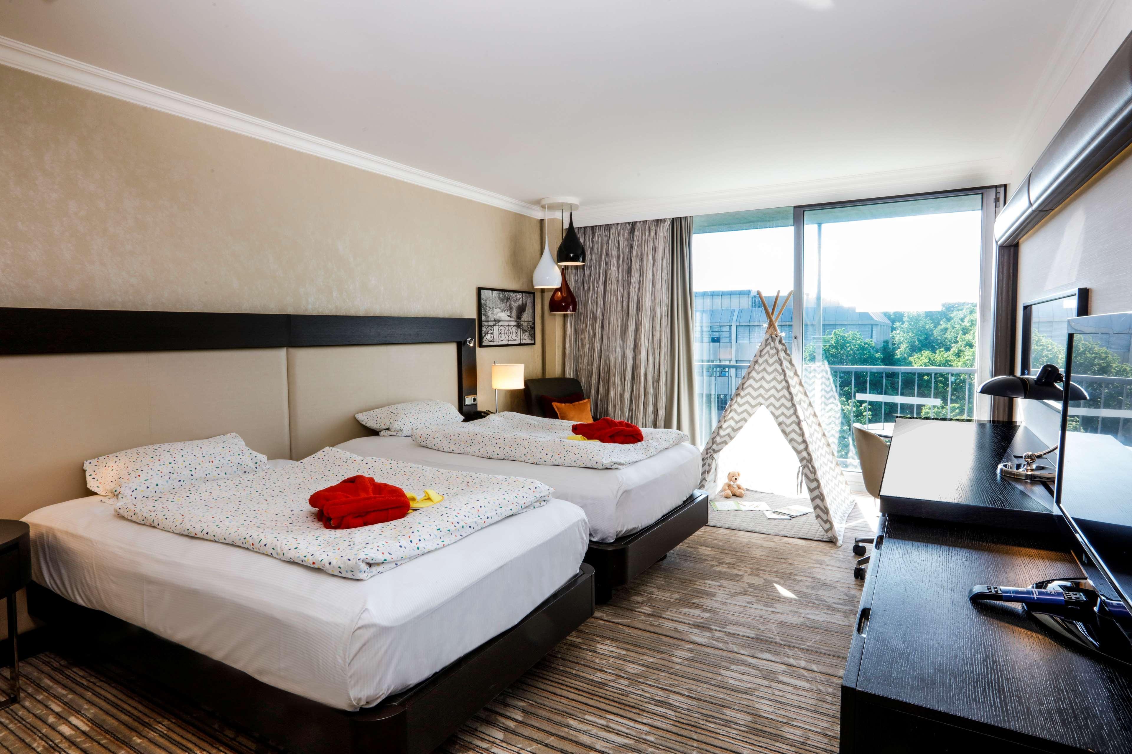 ฮิลตัน มิวนิค พาร์ค Hotel มิวนิก ภายนอก รูปภาพ